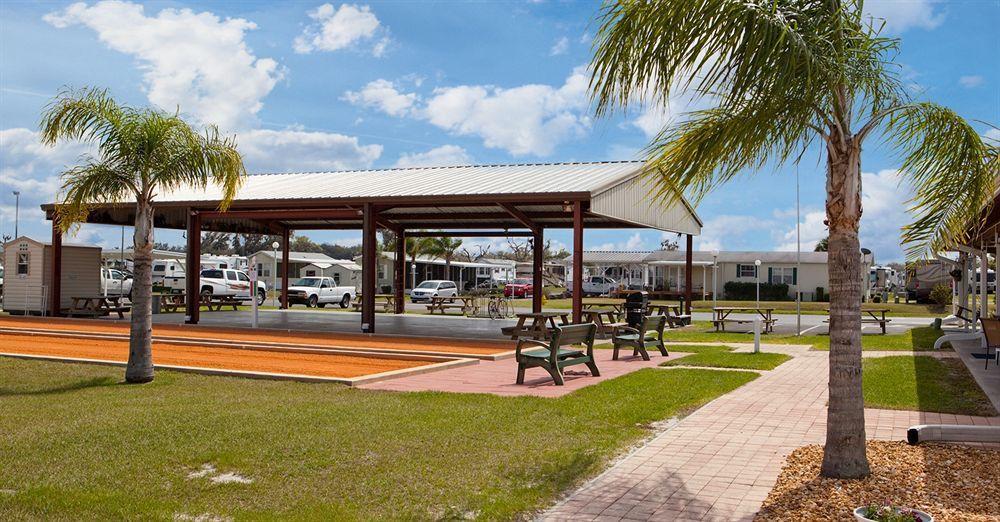 Blueberry Hill Villa Bushnell Екстериор снимка