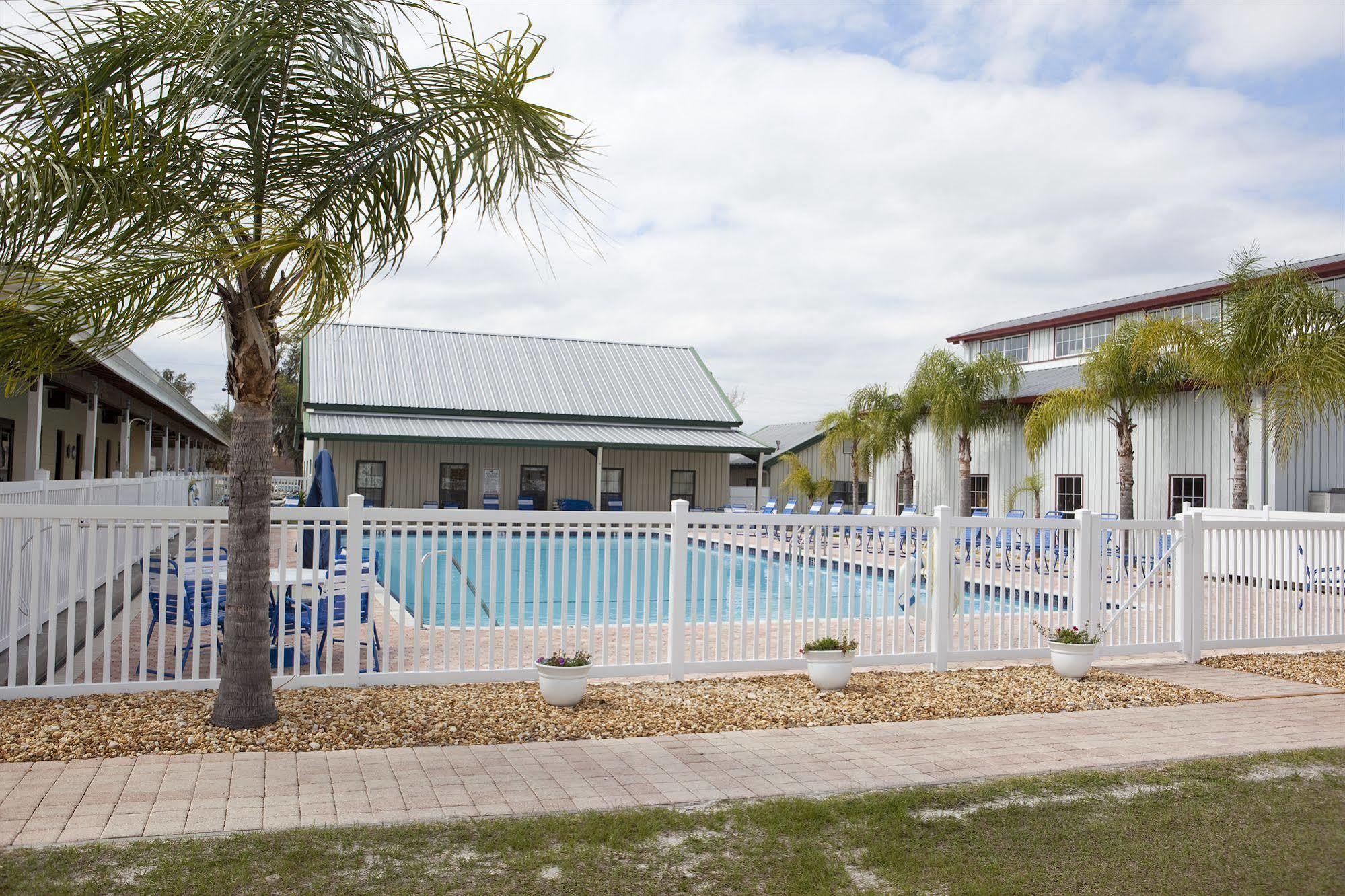Blueberry Hill Villa Bushnell Екстериор снимка