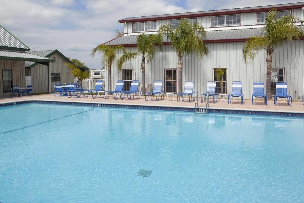 Blueberry Hill Villa Bushnell Екстериор снимка