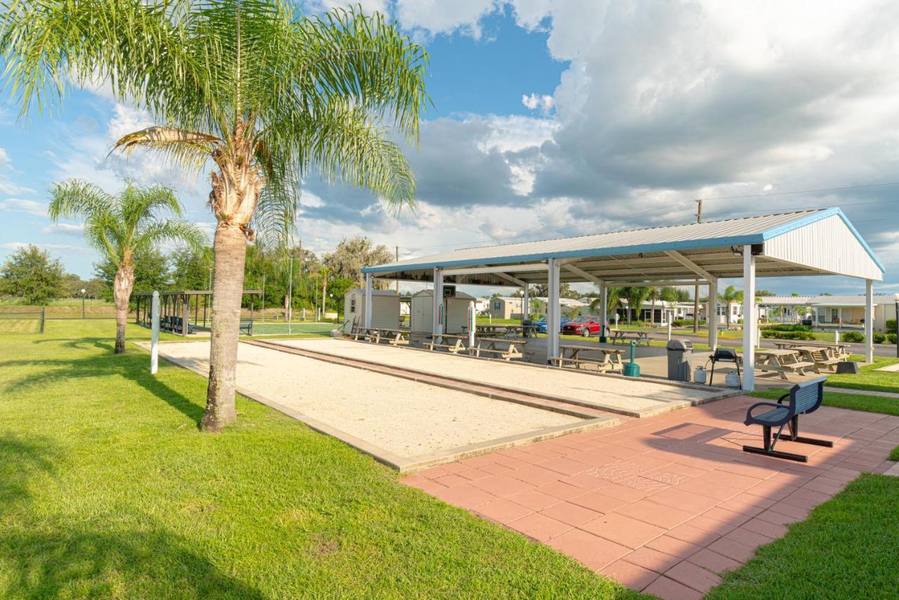Blueberry Hill Villa Bushnell Екстериор снимка